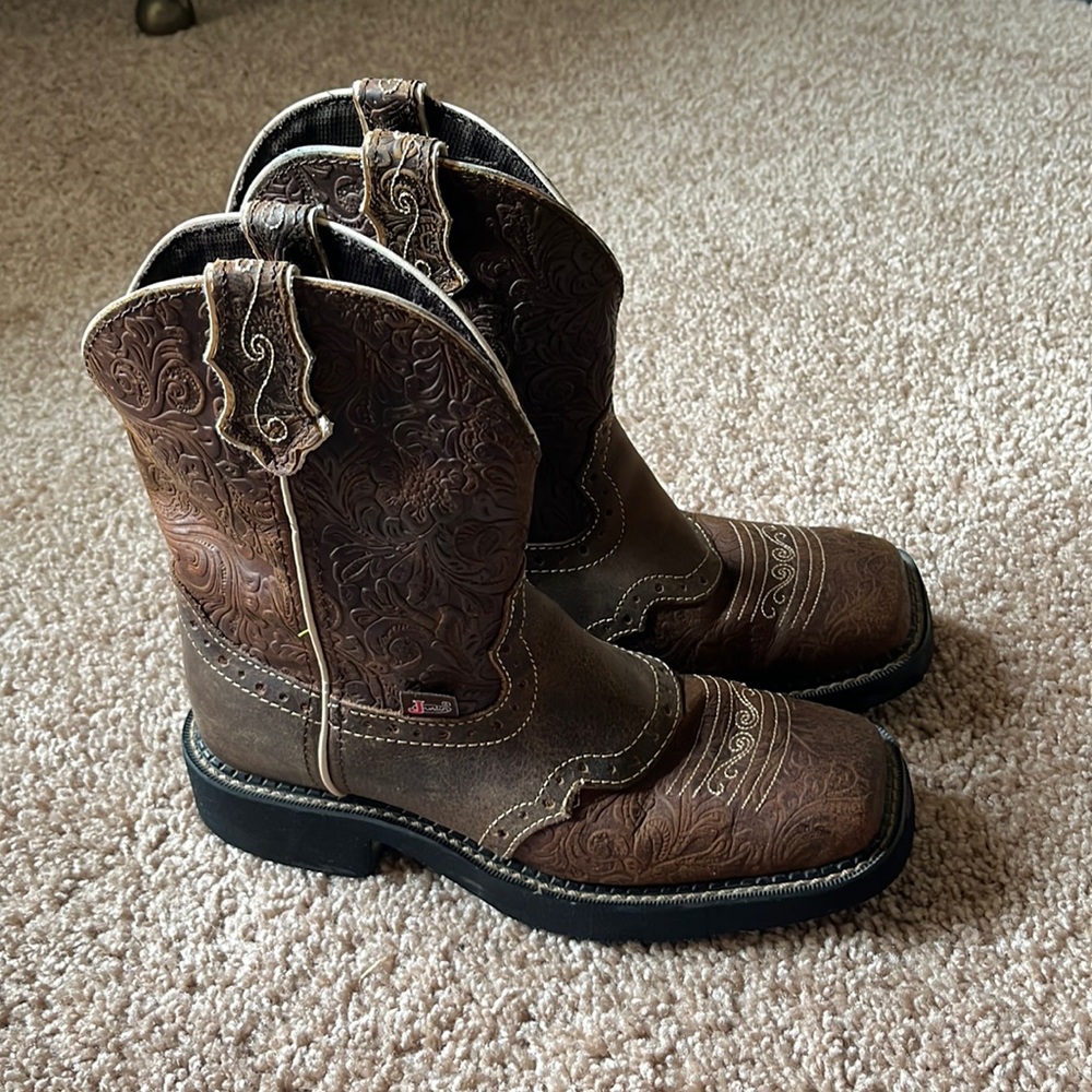Justin square toe gypsy embossed cowboy boots